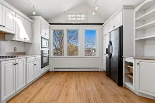 512 E Broadway, Boston, MA 02127 - Photo 9