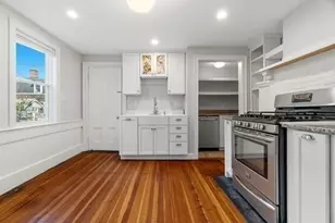 512 E Broadway, Boston, MA 02127 - Photo 29