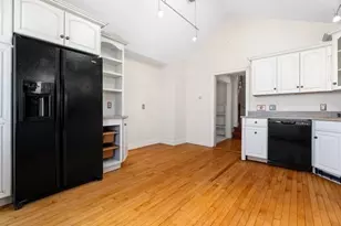 512 E Broadway, Boston, MA 02127 - Photo 13