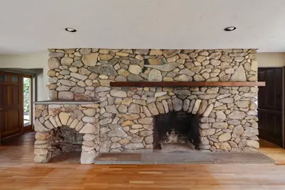 24 Beetle Swamp Rd, Edgartown, MA 02539 - Photo 15