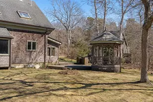 24 Beetle Swamp Rd, Edgartown, MA 02539 - Photo 5