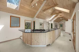 2 Hibbs Ln, Falmouth, MA 02540 - Photo 19