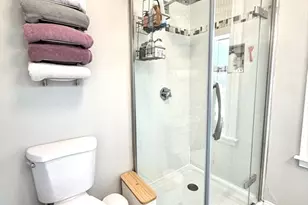 37 Moseley St, Boston, MA 02125 - Photo 7