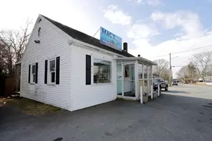 116 Sconticut Neck Rd, Fairhaven, MA 02719 - Photo 1