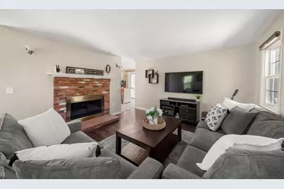 33 Billington Sea Rd, Plymouth, MA 02360 - Photo 3