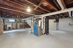 77 Dorset St, Springfield, MA 01108 - Photo 25