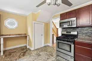 77 Dorset St, Springfield, MA 01108 - Photo 11