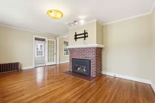 77 Dorset St, Springfield, MA 01108 - Photo 5