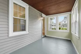 77 Dorset St, Springfield, MA 01108 - Photo 13