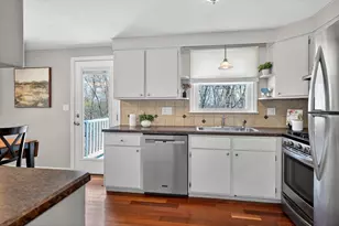 3 Elizabeth Ave, Burlington, MA 01803 - Photo 11