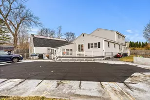 54 Shirley Ave, Lowell, MA 01854 - Photo 21