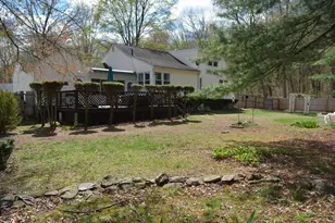 18 Highland Park Dr, West Springfield, MA 01089 - Photo 35