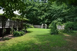 18 Highland Park Dr, West Springfield, MA 01089 - Photo 33