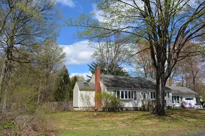 18 Highland Park Drive, West Springfield, MA 01089 - Photo 5