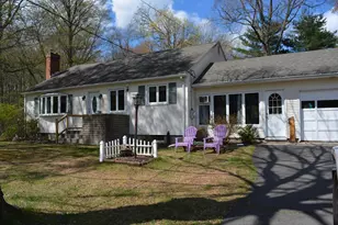 18 Highland Park Dr, West Springfield, MA 01089 - Photo 3
