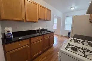 10 Yeamans St, Revere, MA 02150 - Photo 5