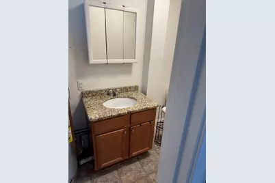 9 Hillside Avenue #4, Marblehead, MA 01945 - Photo 5