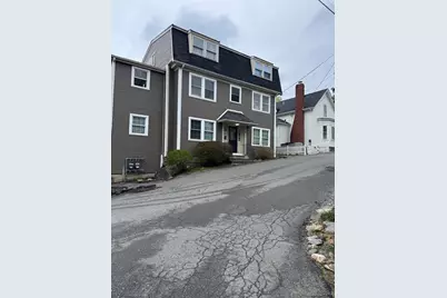 9 Hillside Avenue #4, Marblehead, MA 01945 - Photo 1