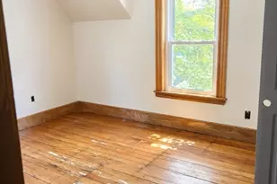 13 Moulton St, Lynn, MA 01905 - Photo 9