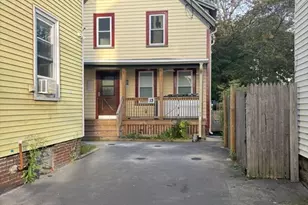 13 Moulton St, Lynn, MA 01905 - Photo 1