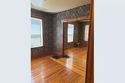 13 Moulton St, Lynn, MA 01905 - Photo 3