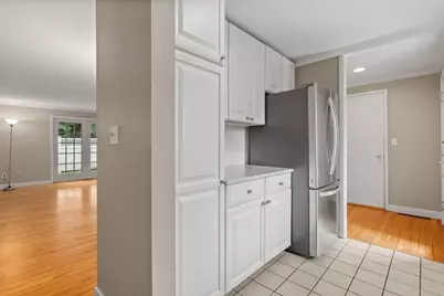 11 Oak St #15, Wellesley, MA 02482 - Photo 7
