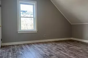 178 Blackmer St, New Bedford, MA 02744 - Photo 17