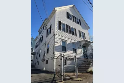 178 Blackmer St #3, New Bedford, MA 02744 - Photo 1