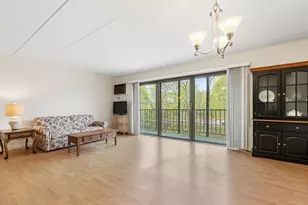 235 Winthrop St, Medford, MA 02155 - Photo 5