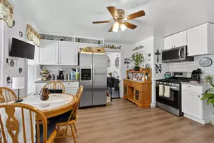 86-88 Cottage St, Leominster, MA 01453 - Photo 15