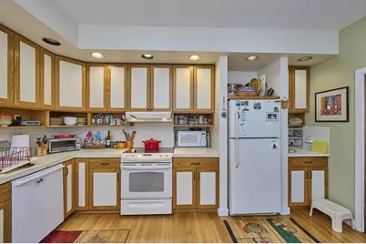 100 Beals Street, Brookline, MA 02446 - Photo 13