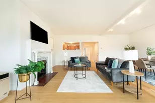 41 Carlton St, Brookline, MA 02446 - Photo 3