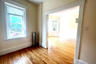 102 Trowbridge St, Cambridge, MA 02138 - Photo 3
