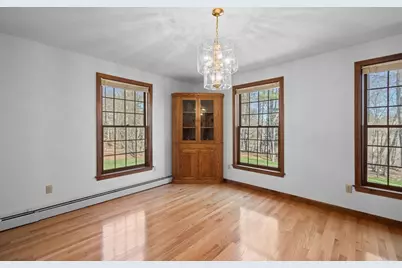 60 Cambridge Rd, Hampstead, NH 03841 - Photo 5