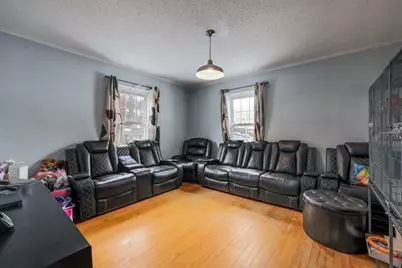 951 Canterbury St, Boston, MA 02131 - Photo 13