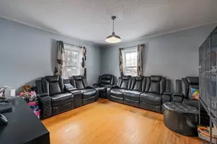 951 Canterbury St, Boston, MA 02131 - Photo 13