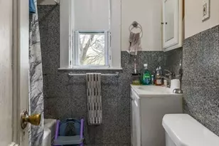 951 Canterbury St, Boston, MA 02131 - Photo 21
