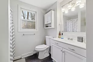 87 Baylies Rd, Taunton, MA 02780 - Photo 17