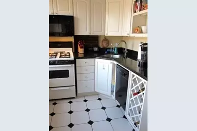 41 Garden Street #10, Boston, MA 02114 - Photo 5