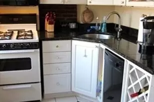 41 Garden St, Boston, MA 02114 - Photo 5