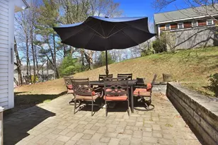 48 School St, Groveland, MA 01834 - Photo 5