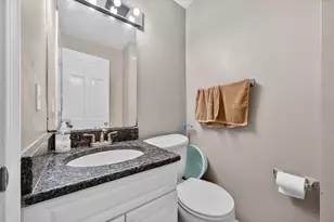 68 Jericho Rd, Weston, MA 02493 - Photo 3