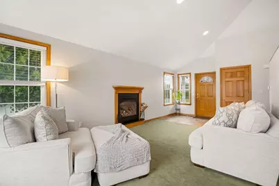 61 American Legion Highway, Westport, MA 02790 - Photo 9