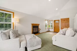 61 American Legion Hwy, Westport, MA 02790 - Photo 9