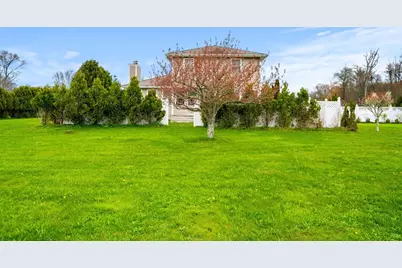 61 American Legion Highway, Westport, MA 02790 - Photo 3