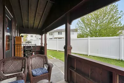 94 Cora Ave, Chicopee, MA 01013 - Photo 11