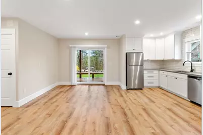 26 Lyndale #2, Gloucester, MA 01930 - Photo 5