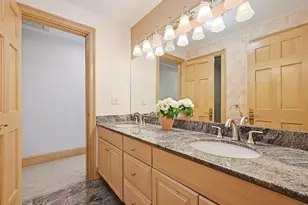 16 Stone Meadow Farm Dr, Shrewsbury, MA 01545 - Photo 31