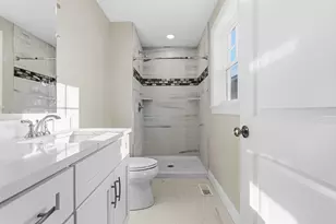 1001 Bay St, Fall River, MA 02724 - Photo 19