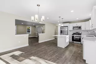 1001 Bay St, Fall River, MA 02724 - Photo 9